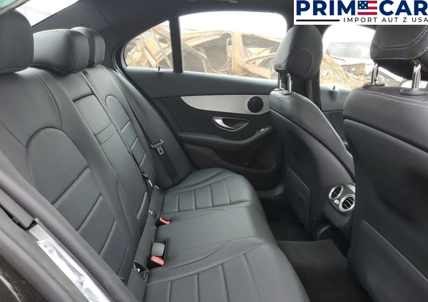 Mercedes-Benz Klasa C cena 55700 przebieg: 29104, rok produkcji 2019 z Tomaszów Lubelski małe 56
